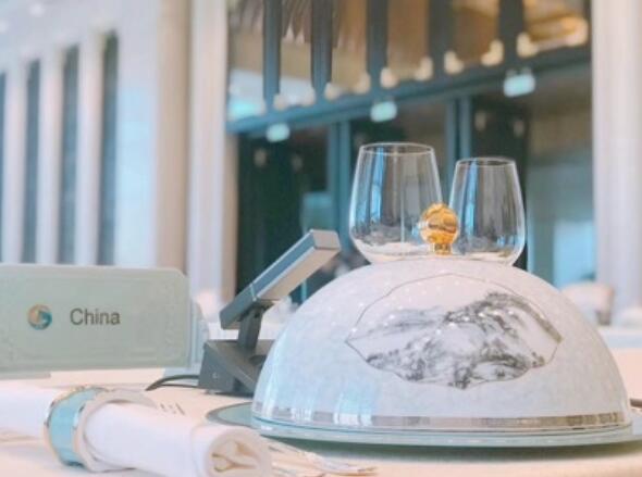 Spode Christmas Plates Review: Are These Classic Holiday Dishes Worth It?