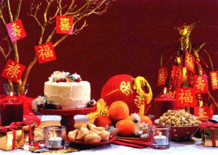 From the New Year’s Eve Dinner Table Setting, Witness the Joy of Chinese New Year Reunion