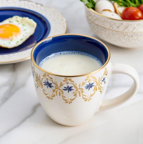 Grinch Plate Review: Festive Fun or Fragile Flop?