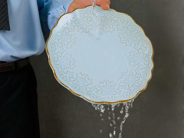 Pyrex Glass Dinnerware Review: Standout Strengths, Obvious Weaknesses